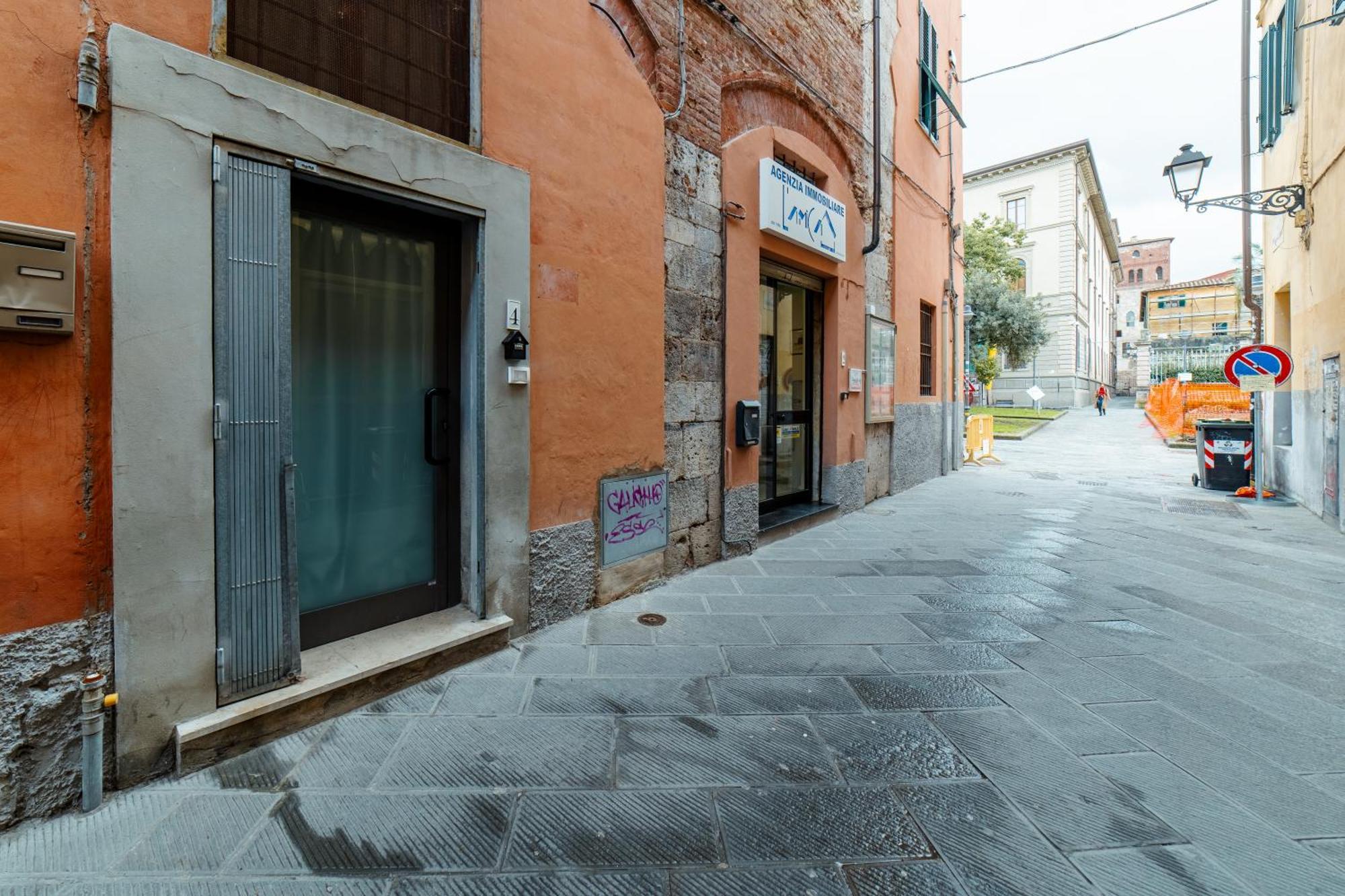 Casa R&R 5' A Piedi Dalla Torre! Pisa Eksteriør billede